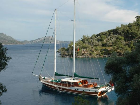 12 Islands Yacht Charter