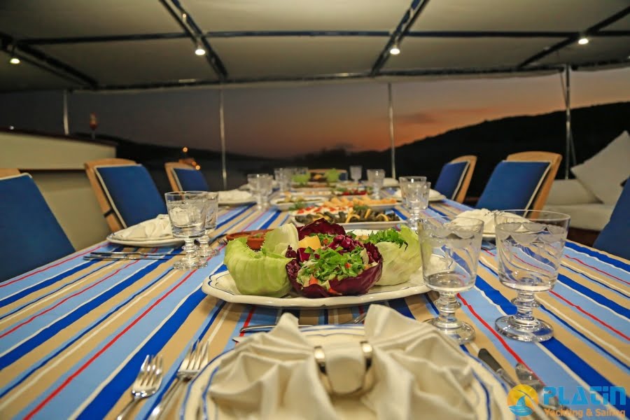 Gulet Kanaryam Luxury Yacht - Yacht Charter Turkey