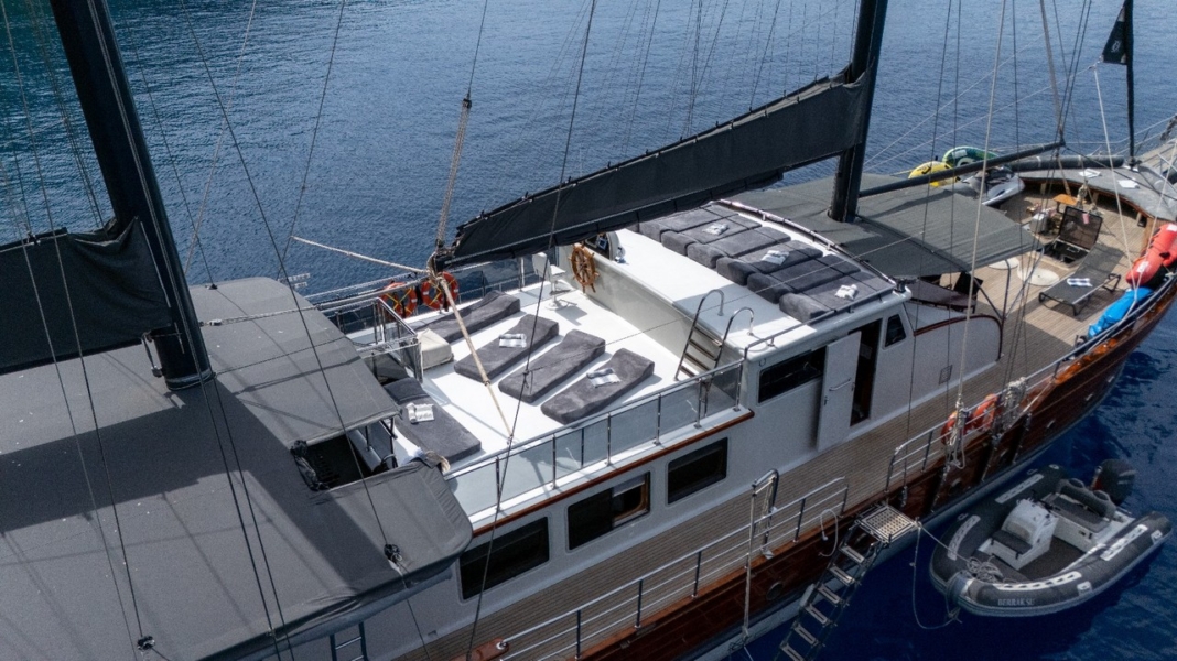 Charter the Berrak Su gulet in Turkey — sail the Turkish Riviera in luxury with 6 cabins, water toys, stunning coves, and premium service.