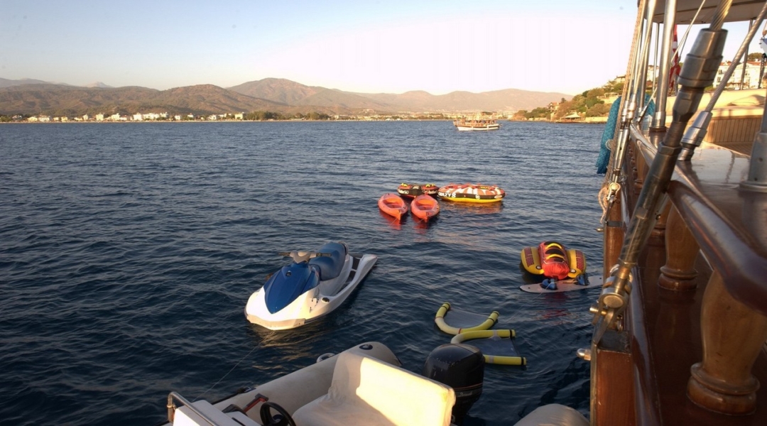 Charter the Berrak Su gulet in Turkey — sail the Turkish Riviera in luxury with 6 cabins, water toys, stunning coves, and premium service.