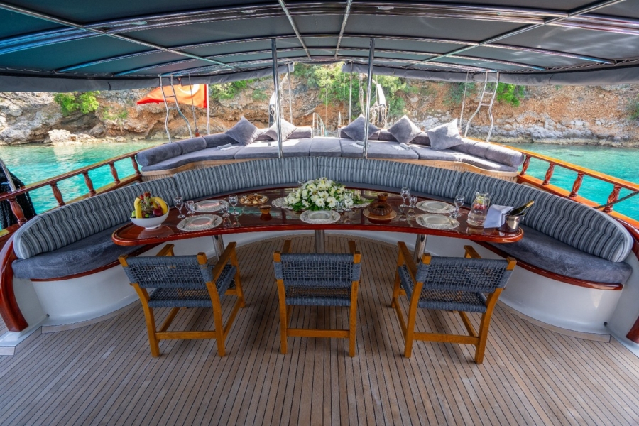 Charter the Berrak Su gulet in Turkey — sail the Turkish Riviera in luxury with 6 cabins, water toys, stunning coves, and premium service.