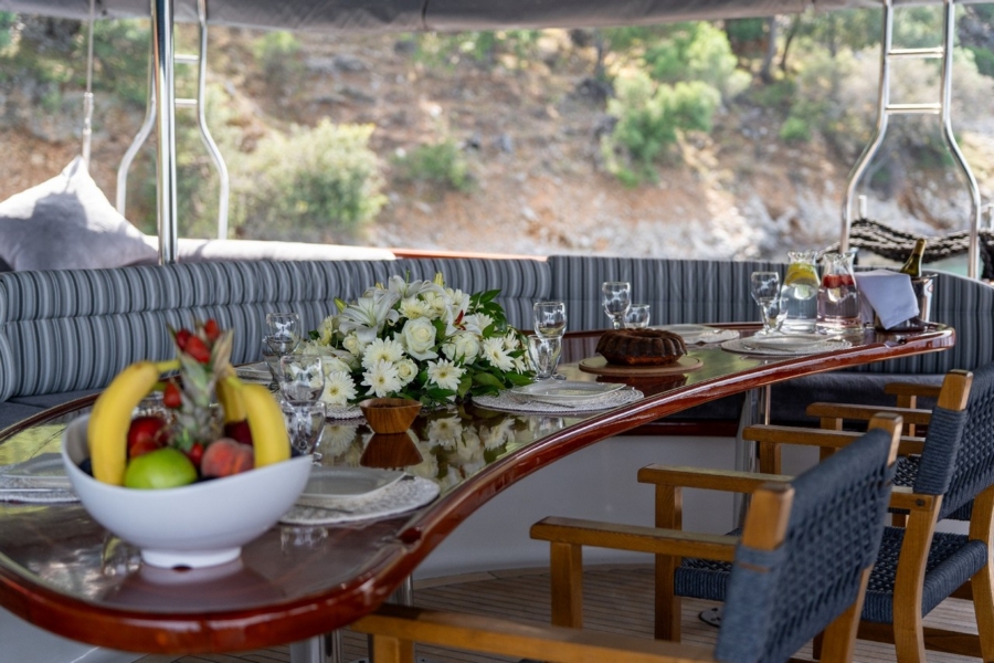 Charter the Berrak Su gulet in Turkey — sail the Turkish Riviera in luxury with 6 cabins, water toys, stunning coves, and premium service.