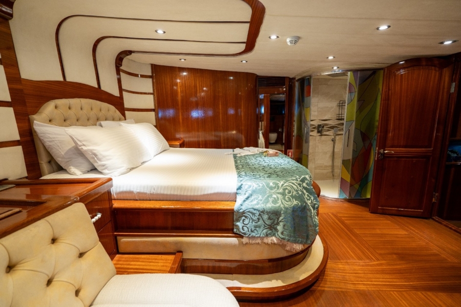 Charter the Berrak Su gulet in Turkey — sail the Turkish Riviera in luxury with 6 cabins, water toys, stunning coves, and premium service.