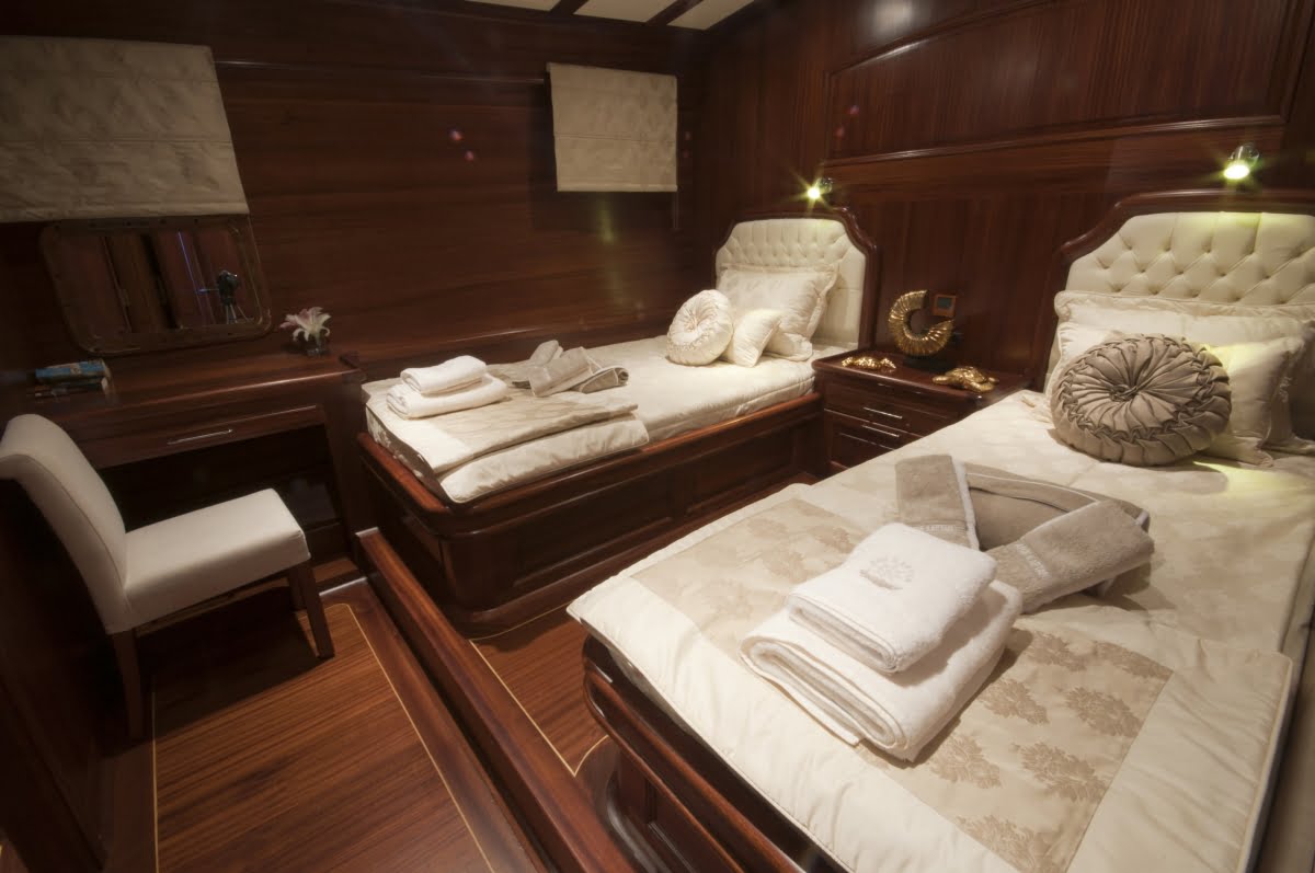 Arif Kaptan A Gulet Luxury Bodrum Yacht Charter 6 Cabins Air Condition