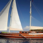 Dear Lila is a luxury gulet with 6 cabins for up to 12 guests, ideal for private Blue Cruise holidays along Turkey’s Aegean coast.