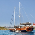 Charter Diva Deniz Gulet for a luxury Blue Cruise in Turkey. Stylish cabins, spacious decks, professional crew and private yacht holiday experience.