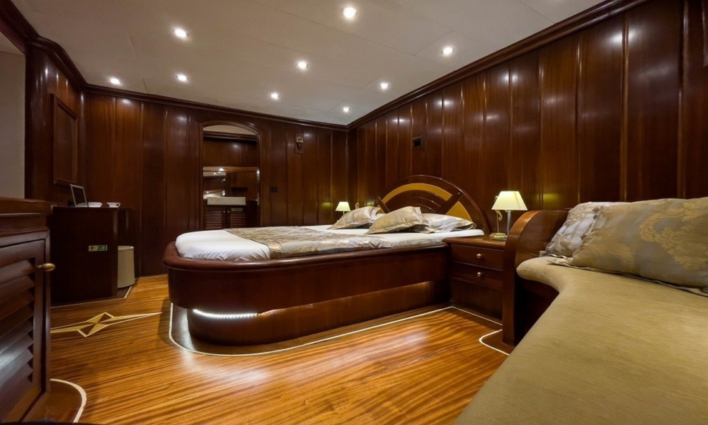 Charter Diva Deniz Gulet for a luxury Blue Cruise in Turkey. Stylish cabins, spacious decks, professional crew and private yacht holiday experience.