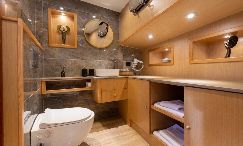 Charter Diva Deniz Gulet for a luxury Blue Cruise in Turkey. Stylish cabins, spacious decks, professional crew and private yacht holiday experience.