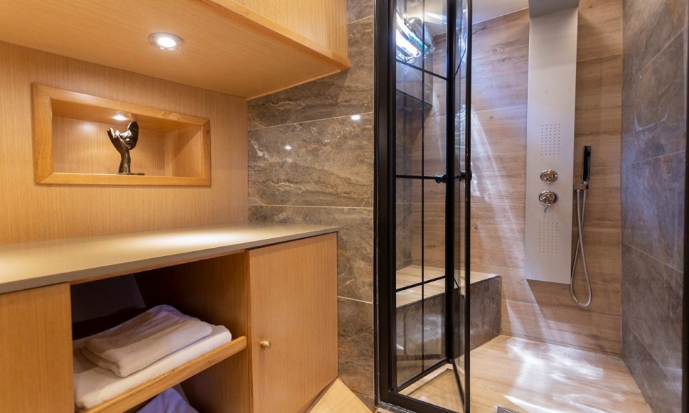 Charter Diva Deniz Gulet for a luxury Blue Cruise in Turkey. Stylish cabins, spacious decks, professional crew and private yacht holiday experience.