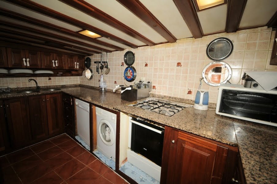 Crewed Yacht Charter with Prenses Selin Gulet Turkey