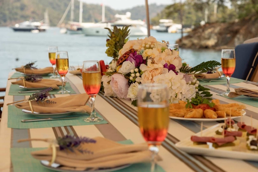 Kanarya offers 6 luxurious cabins, spacious decks, water sports, and a professional crew for the perfect Blue Cruise along Turkey’s coast.