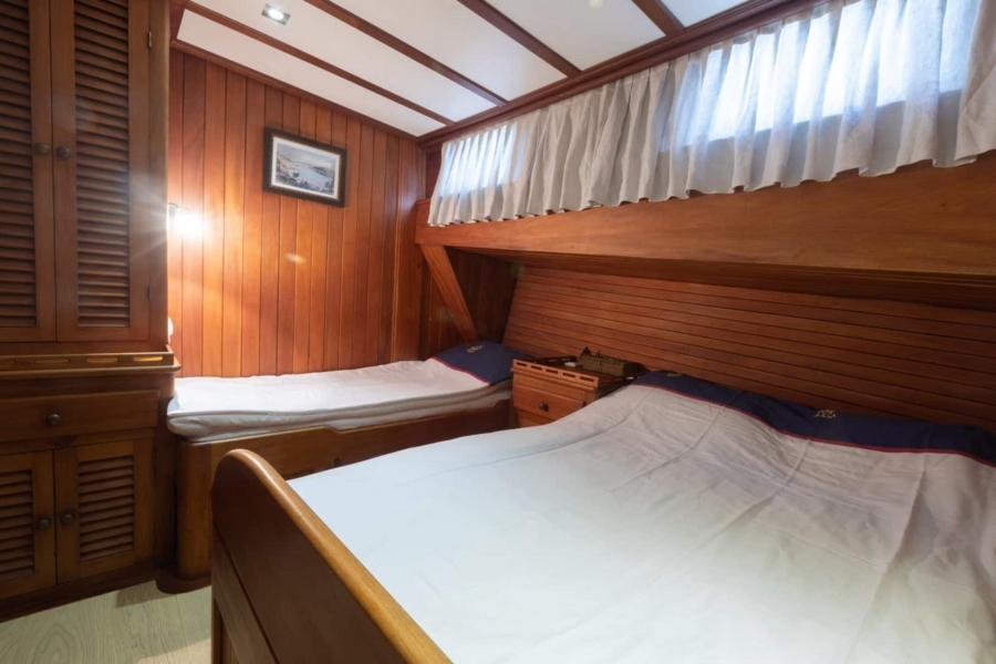 Kanarya offers 6 luxurious cabins, spacious decks, water sports, and a professional crew for the perfect Blue Cruise along Turkey’s coast.