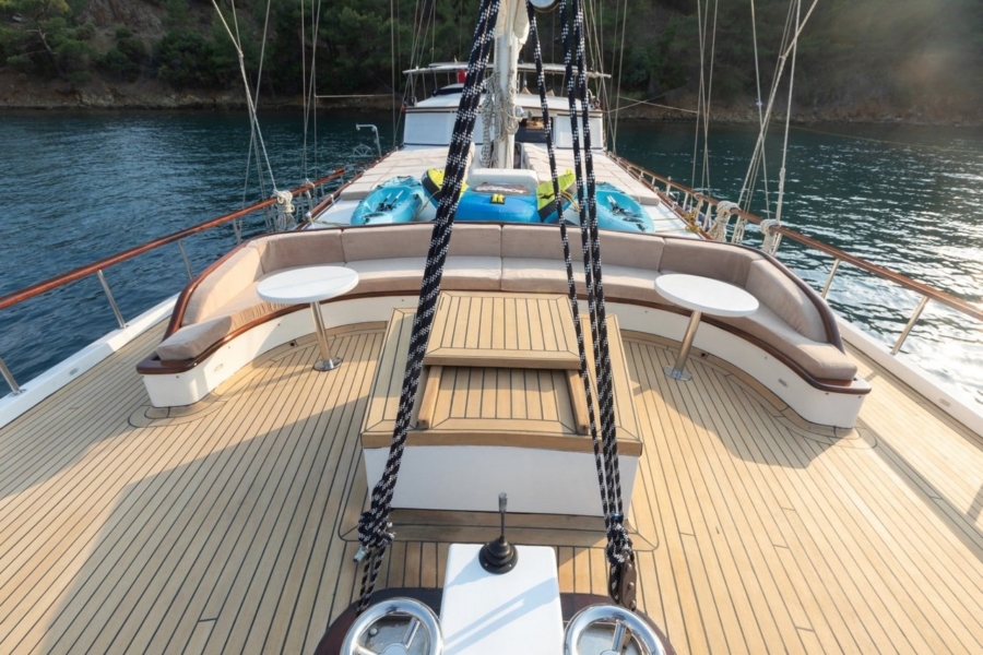 Kanarya offers 6 luxurious cabins, spacious decks, water sports, and a professional crew for the perfect Blue Cruise along Turkey’s coast.