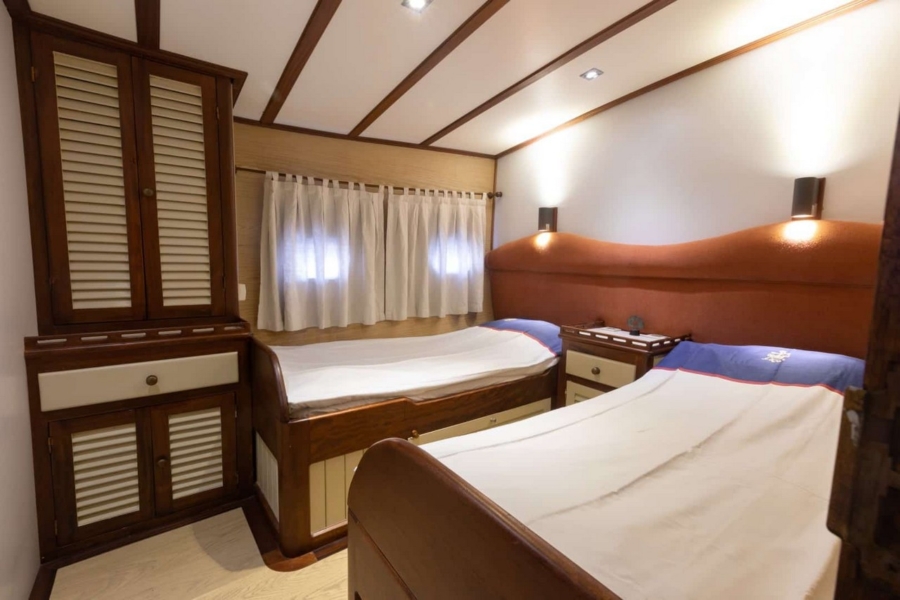 Kanarya offers 6 luxurious cabins, spacious decks, water sports, and a professional crew for the perfect Blue Cruise along Turkey’s coast.