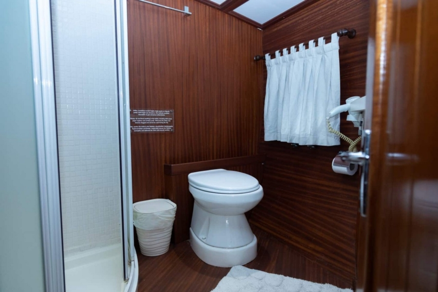 Kanarya offers 6 luxurious cabins, spacious decks, water sports, and a professional crew for the perfect Blue Cruise along Turkey’s coast.