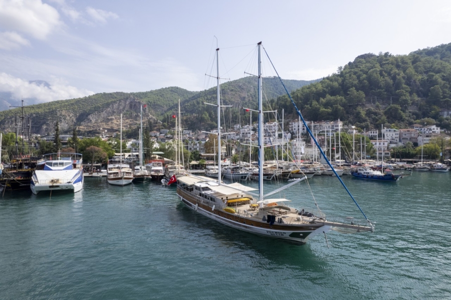 Charter Prenses Selin, a 37m luxury gulet in Turkey with 8 cabins for up to 18 guests. Perfect for private Blue Cruise holidays from Fethiye