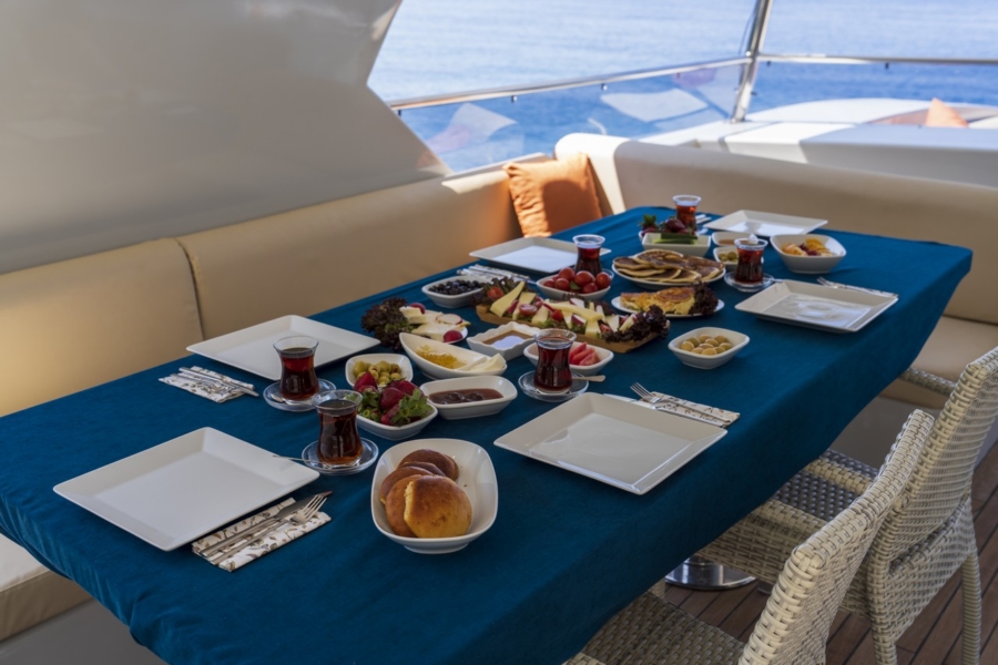 Simay S Trawler in Turkey. Luxury trawler yacht with 5 cabins for 10 guests, professional crew, jacuzzi and Blue Cruise routes.