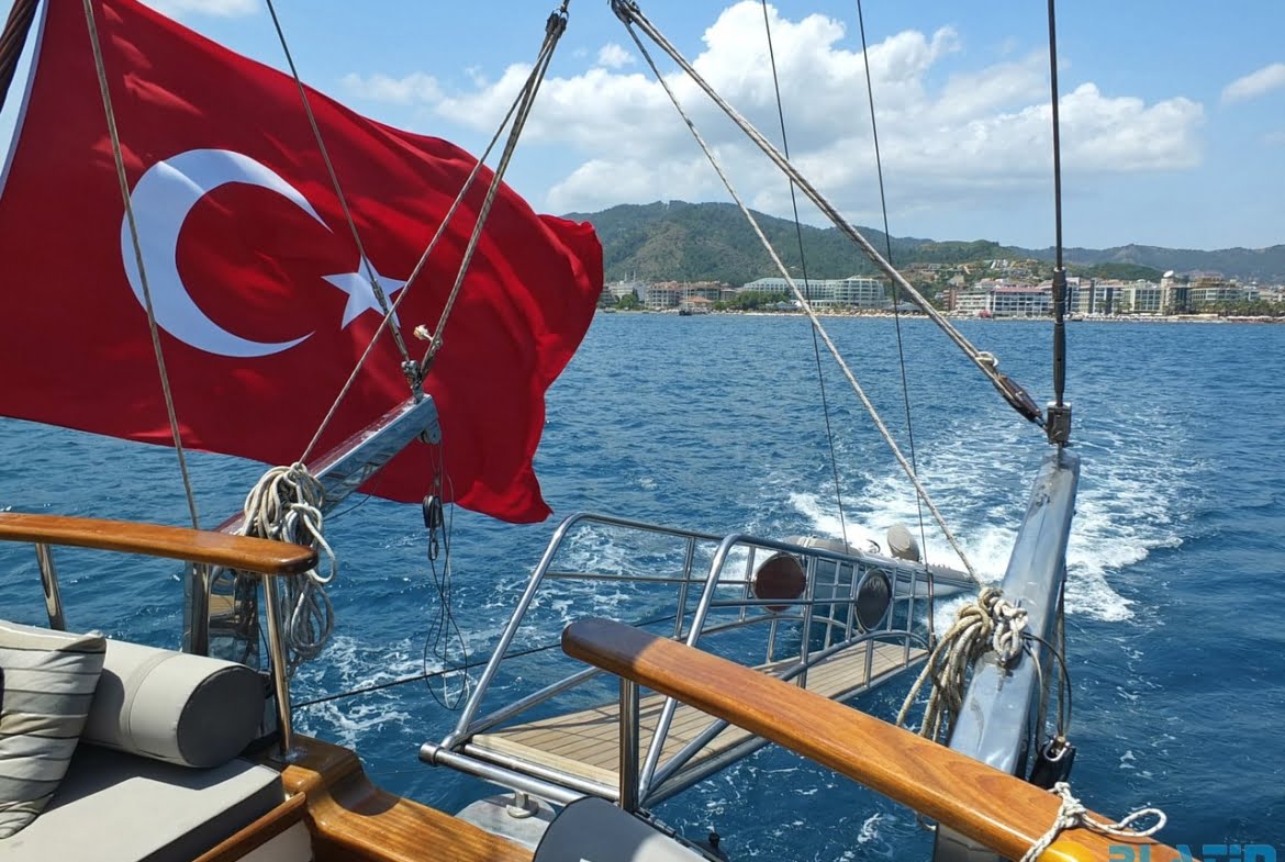 Yacht Kaptan Mehmet Bugra 8 Cabins 34 Meters Yacht Charter Turkey