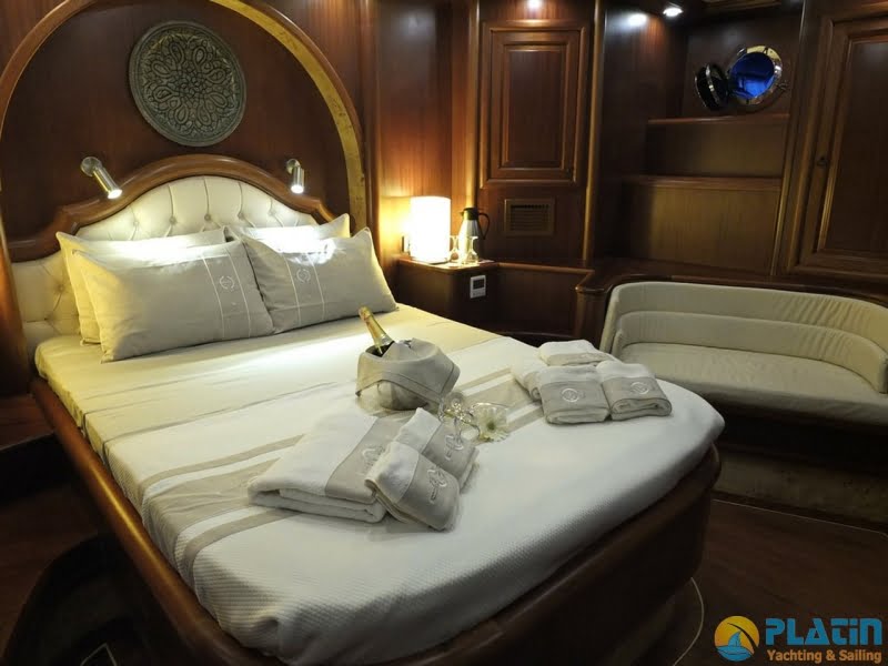 Yacht Kaptan Mehmet Bugra 8 Cabins 34 Meters Yacht Charter Turkey