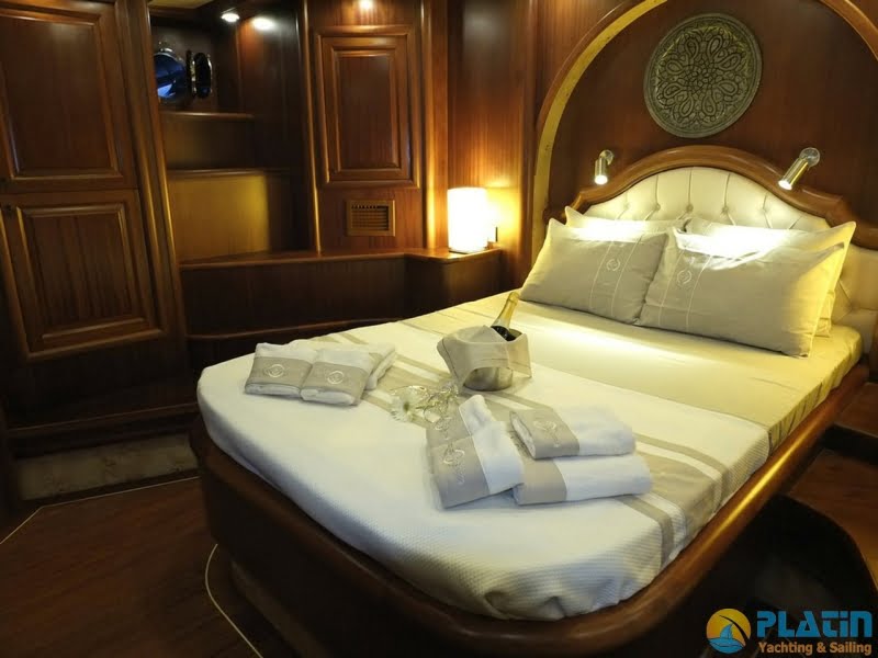 Yacht Kaptan Mehmet Bugra 8 Cabins 34 Meters Yacht Charter Turkey