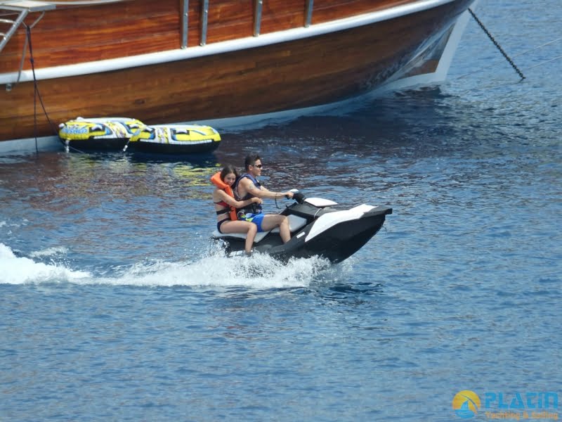 Yacht Kaptan Mehmet Bugra 8 Cabins 34 Meters Yacht Charter Turkey