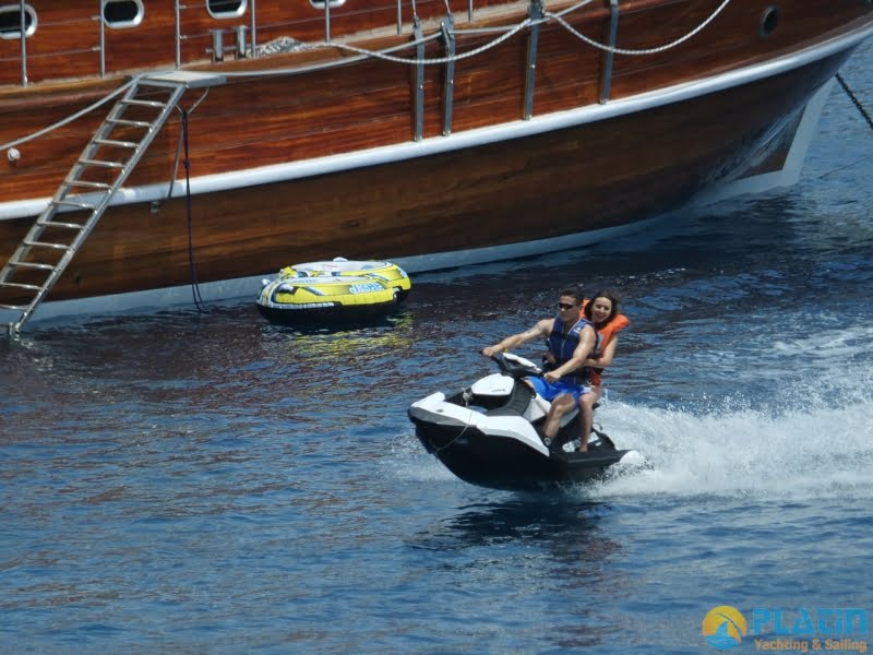 Yacht Kaptan Mehmet Bugra 8 Cabins 34 Meters Yacht Charter Turkey