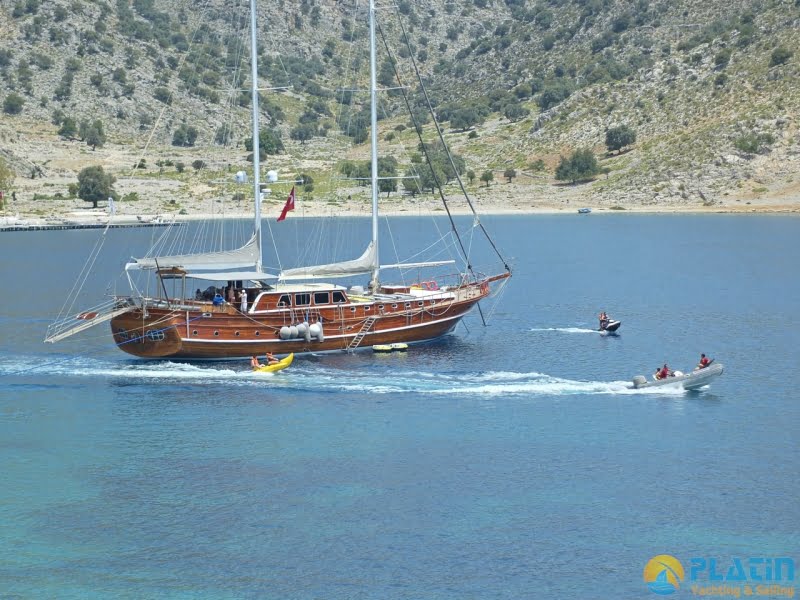 Yacht Kaptan Mehmet Bugra 8 Cabins 34 Meters Yacht Charter Turkey