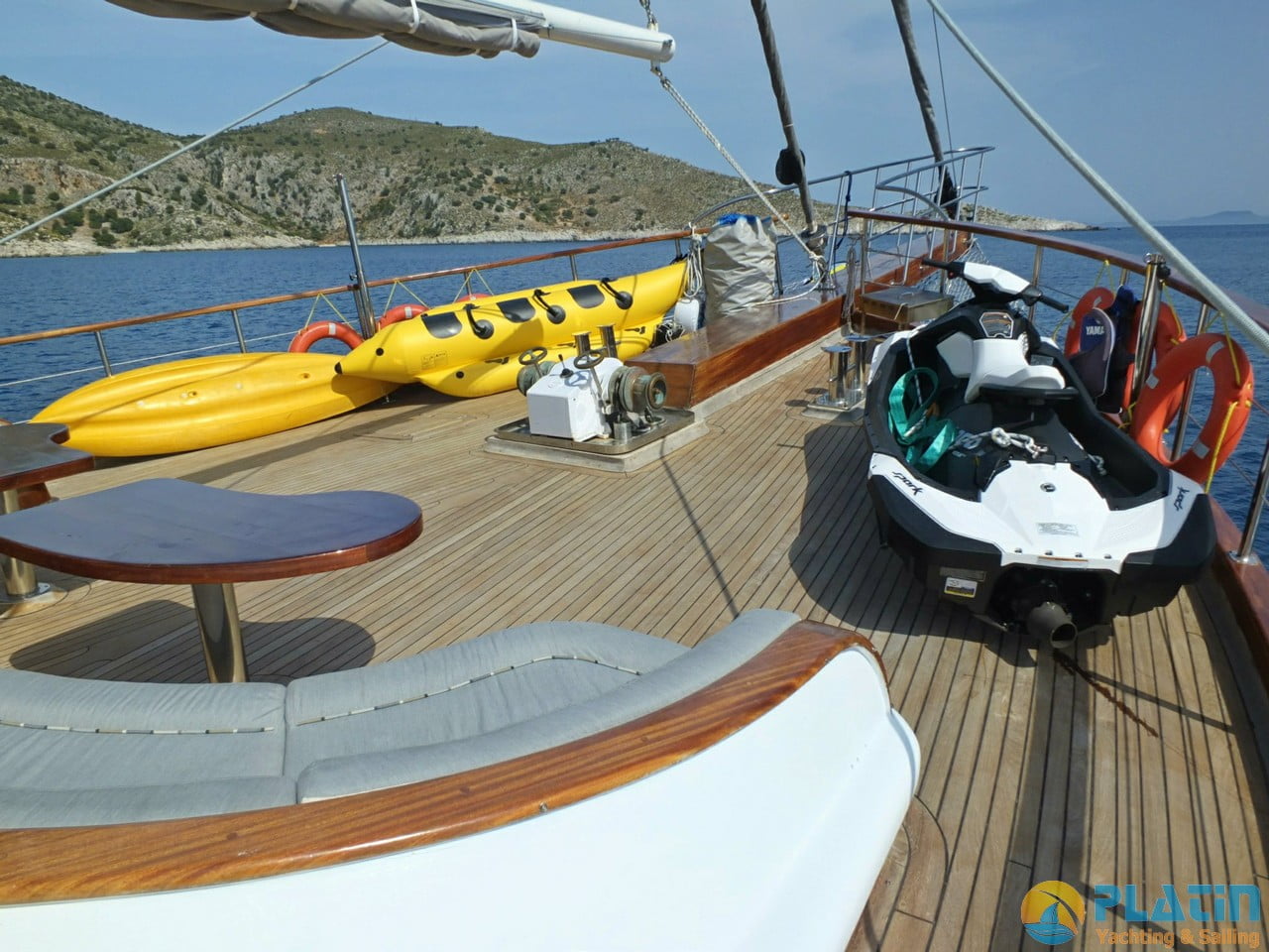 Yacht Kaptan Mehmet Bugra 8 Cabins 34 Meters Yacht Charter Turkey