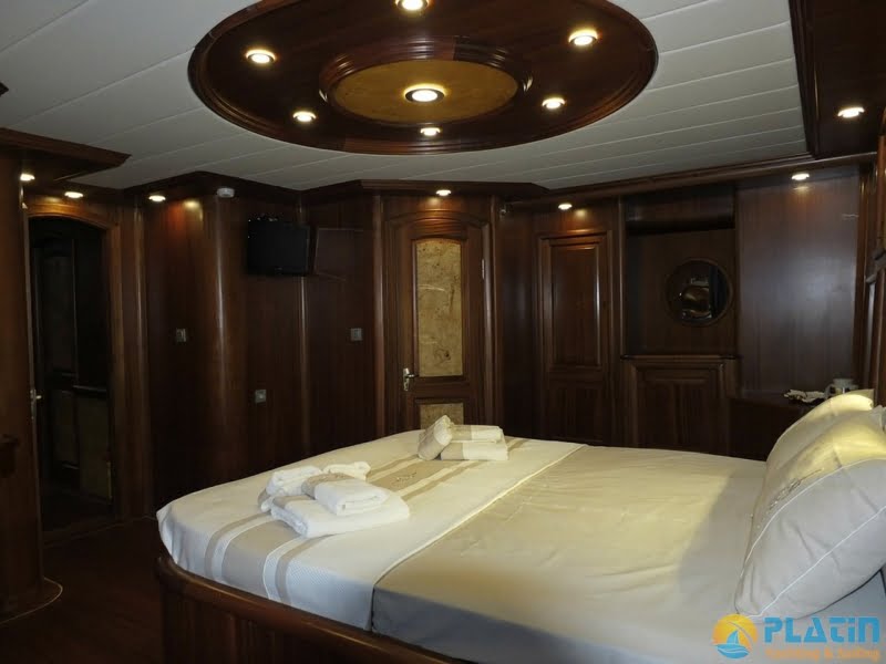 Yacht Kaptan Mehmet Bugra 8 Cabins 34 Meters Yacht Charter Turkey