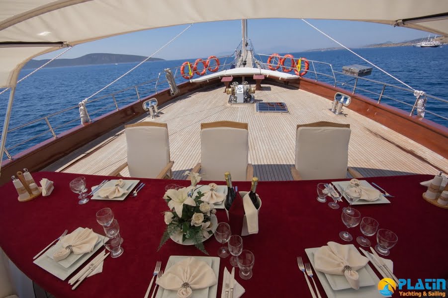 Berrak Su Gulet Yach Charter in Bodrum Marmaris Turkey Greece Island