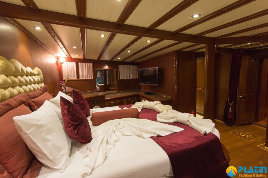 Berrak Su Gulet Yach Charter in Bodrum Marmaris Turkey Greece Island