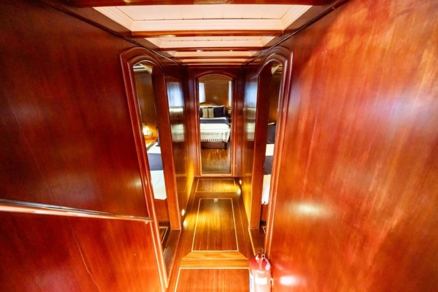 Enjoy a 5-cabin, 10-guest luxury Blue Cruise aboard Yücebey in Marmaris, Bodrum & Göcek. Fully crewed and elegant.