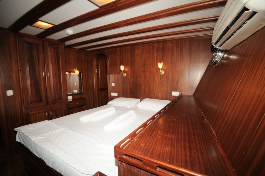 Crewed Yacht Charter with Prenses Selin Gulet Turkey