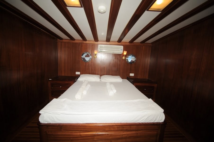 Crewed Yacht Charter with Prenses Selin Gulet Turkey