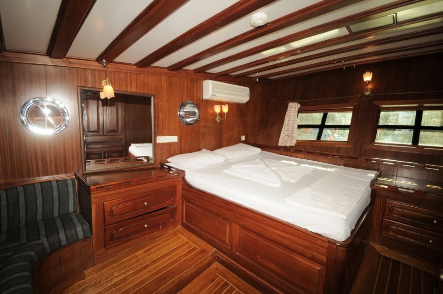 Crewed Yacht Charter with Prenses Selin Gulet Turkey