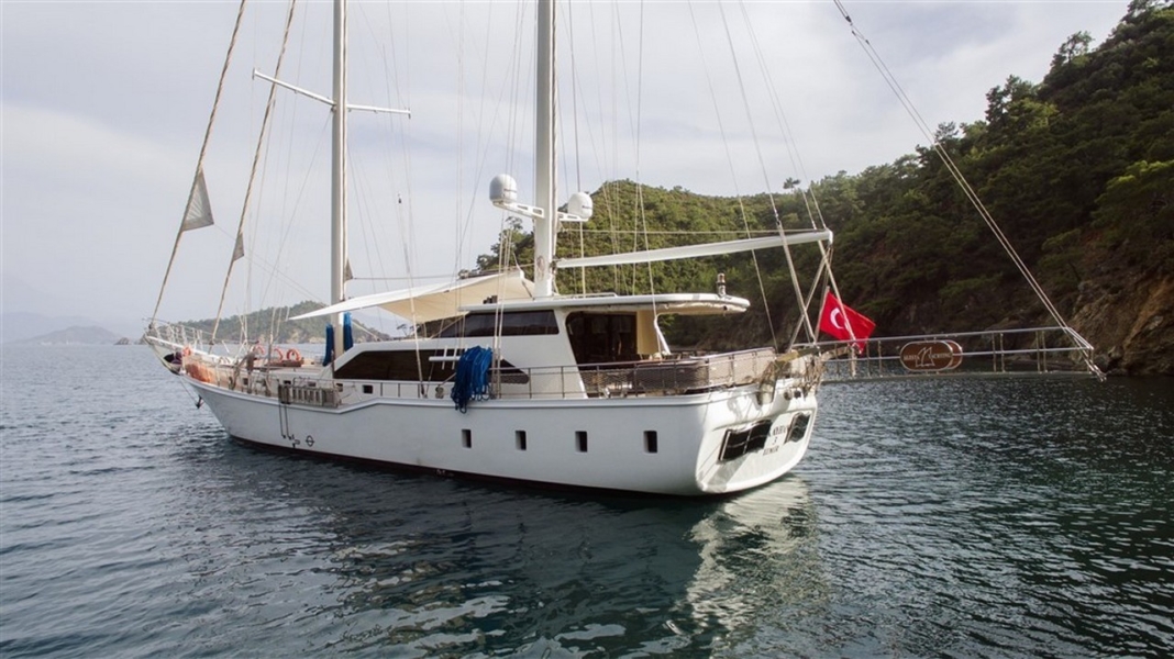 Gulet Kayhan 3 offers a luxury blue cruise experience in Turkey with elegant cabins, professional crew, and tailor-made routes from Bodrum, Marmaris, or Fethiye.