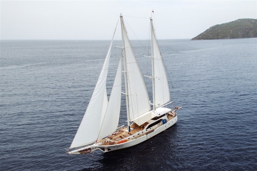 Gulet Kayhan 3 offers a luxury blue cruise experience in Turkey with elegant cabins, professional crew, and tailor-made routes from Bodrum, Marmaris, or Fethiye.