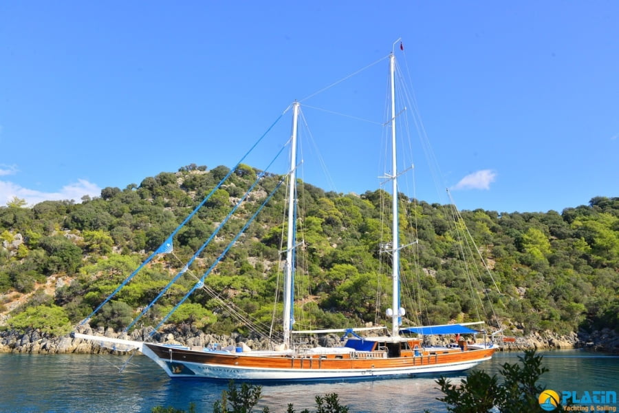 Kayhan Kaptan gulet yacht