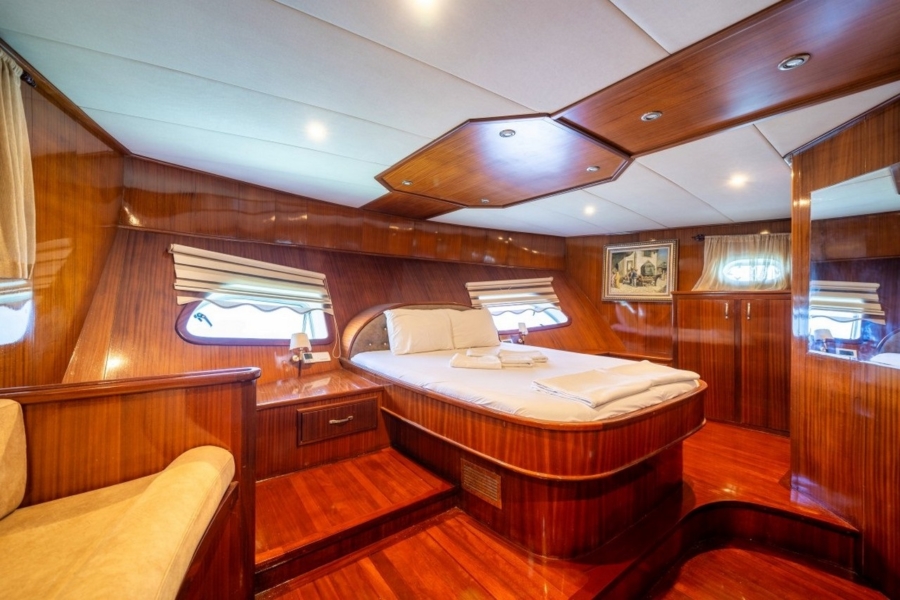 Charter Ilknur Sultan Gulet in Turkey with 6 cabins, professional crew, and deluxe blue cruise routes from Bodrum, Fethiye, Marmaris.