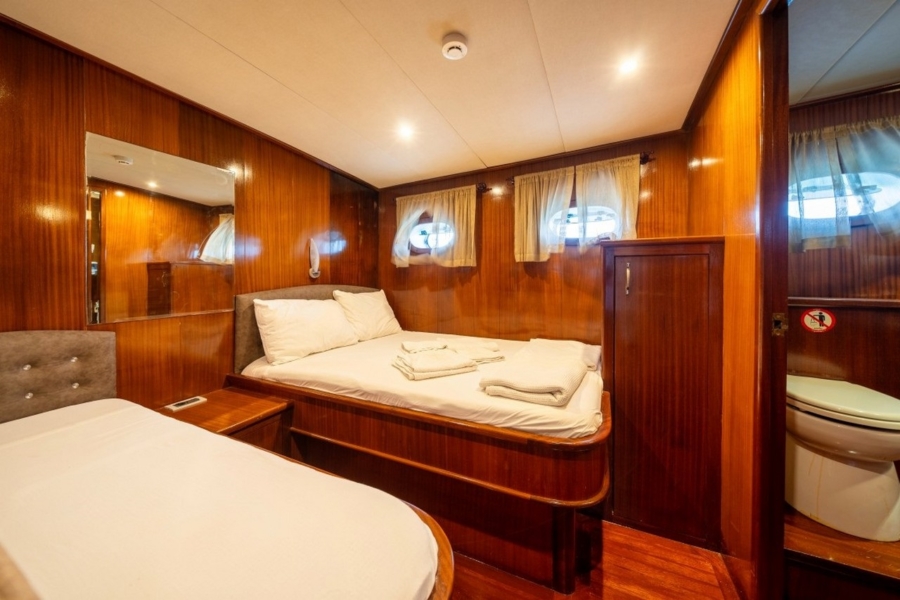 Charter Ilknur Sultan Gulet in Turkey with 6 cabins, professional crew, and deluxe blue cruise routes from Bodrum, Fethiye, Marmaris.