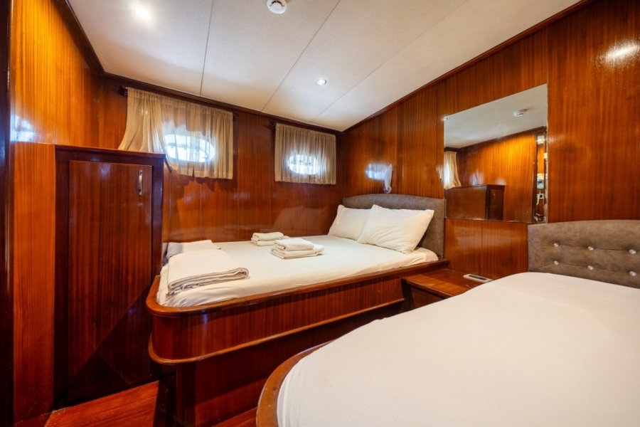 Charter Ilknur Sultan Gulet in Turkey with 6 cabins, professional crew, and deluxe blue cruise routes from Bodrum, Fethiye, Marmaris.