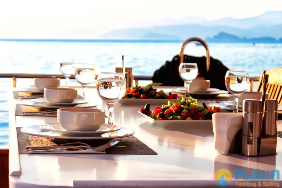 Maske 3 Rental Motorycht in Turkey Fethiye Marmaris Bodrum