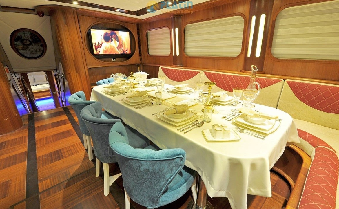 Berrak Su Gulet Yacht
