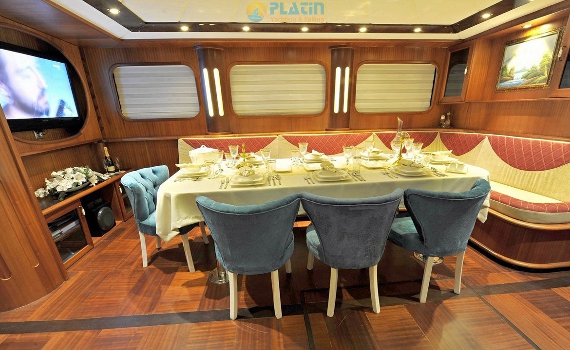 Berrak Su Gulet Yacht