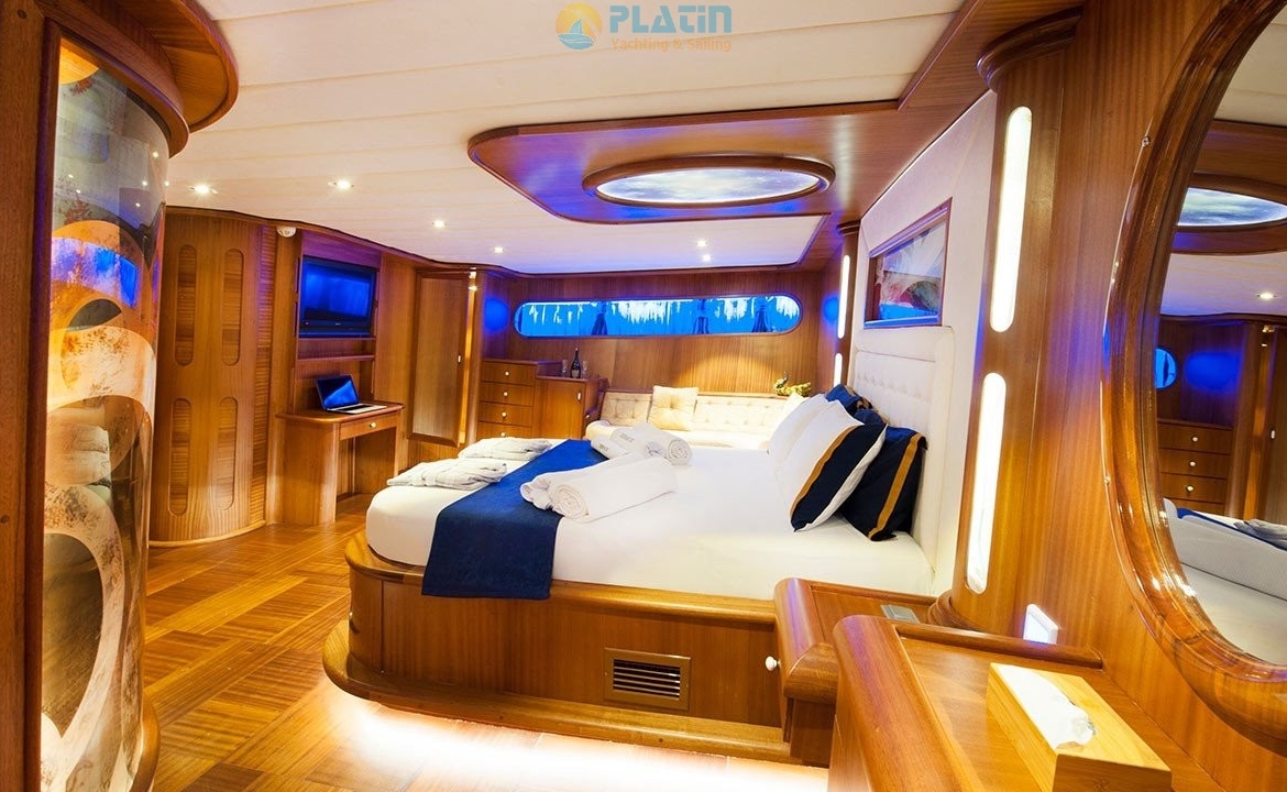Berrak Su Gulet Yacht