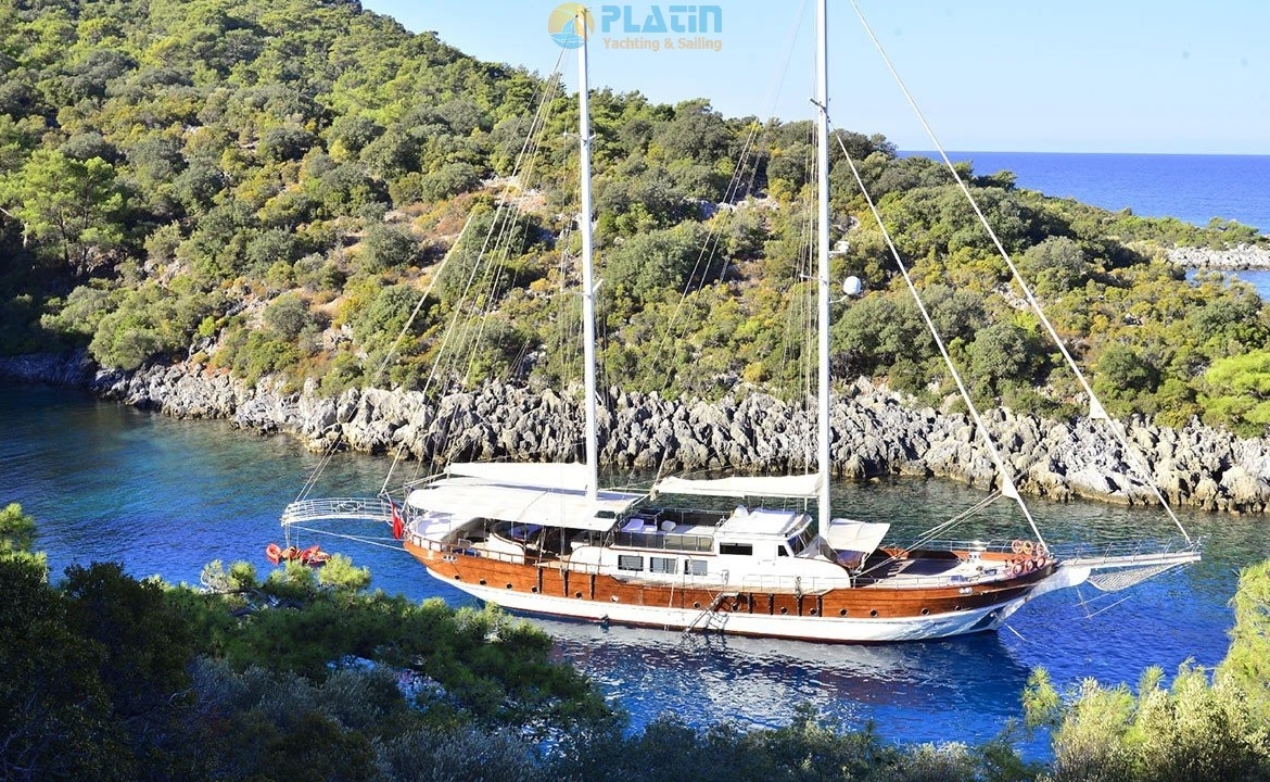 Berrak Su Gulet Yacht
