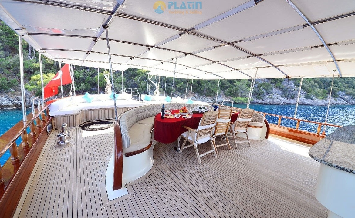 Berrak Su Gulet Yacht