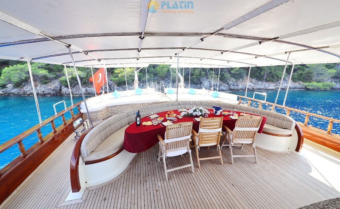 Berrak Su Gulet Yacht