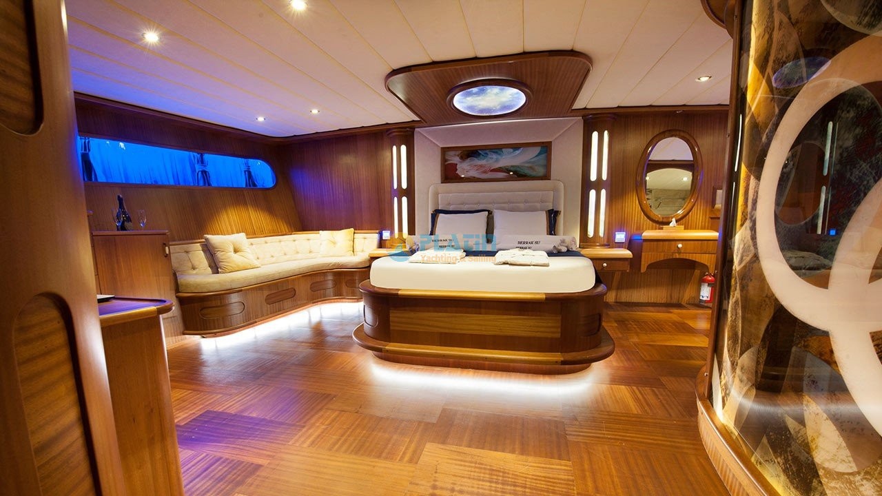 Deluxe Gulet Charter