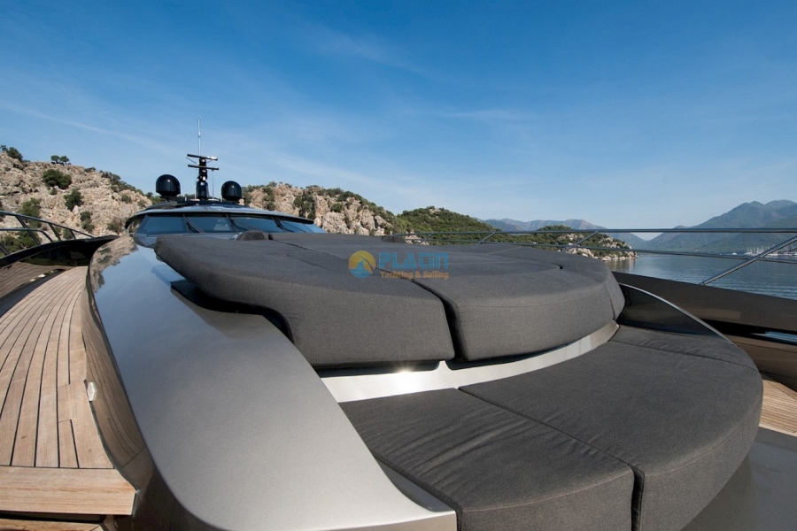 Motoryacht Charter Rent Motor Yacht